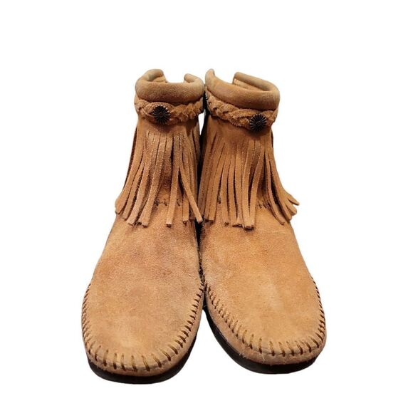 Minnetonka Moccasins 297T - Women's  Fringe Boot Bootie - Taupe Suede 5.5 - Picture 4 of 13